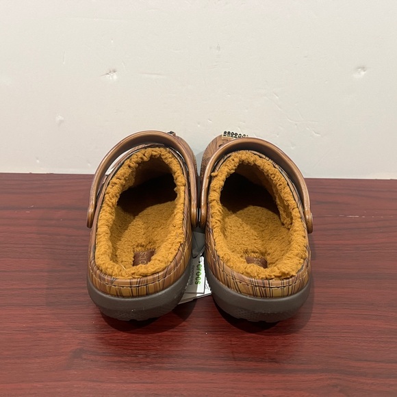 Crocs x Star Wars, Classic Lined Clog, 208858-206, Chewbacca - Picture 3 of 16